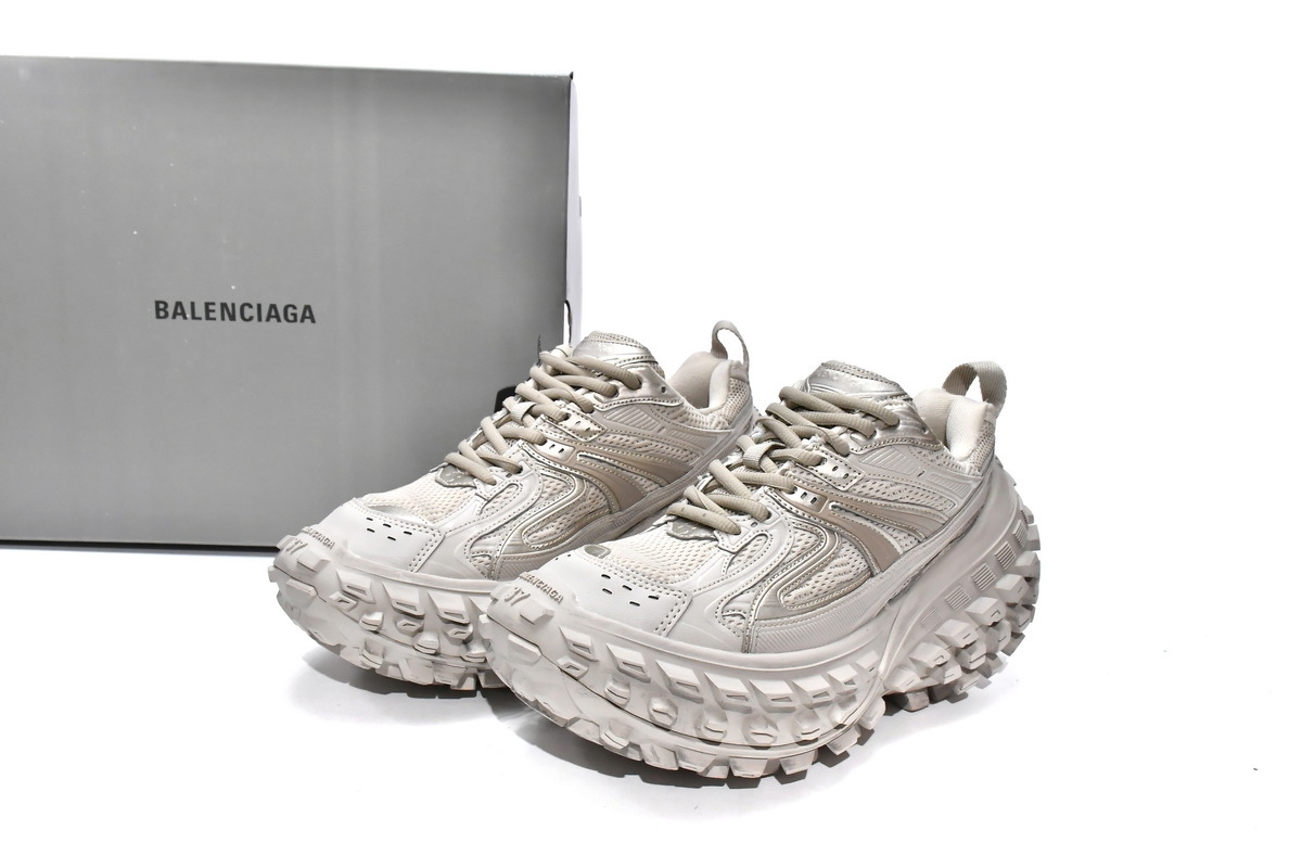PKGoden Balenciaga Defender Beige 685611 W2RA6 9700