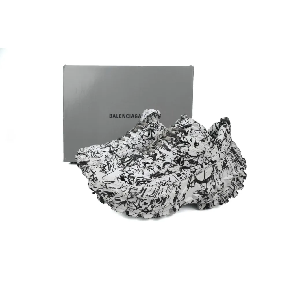 Flash Sale PKGoden Balenciaga Defender Graffiti 685611 W2RAM 9010