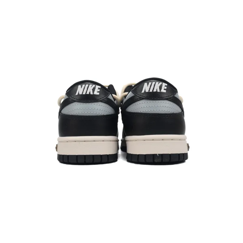 OG Dunk Low Black White DD1391-100