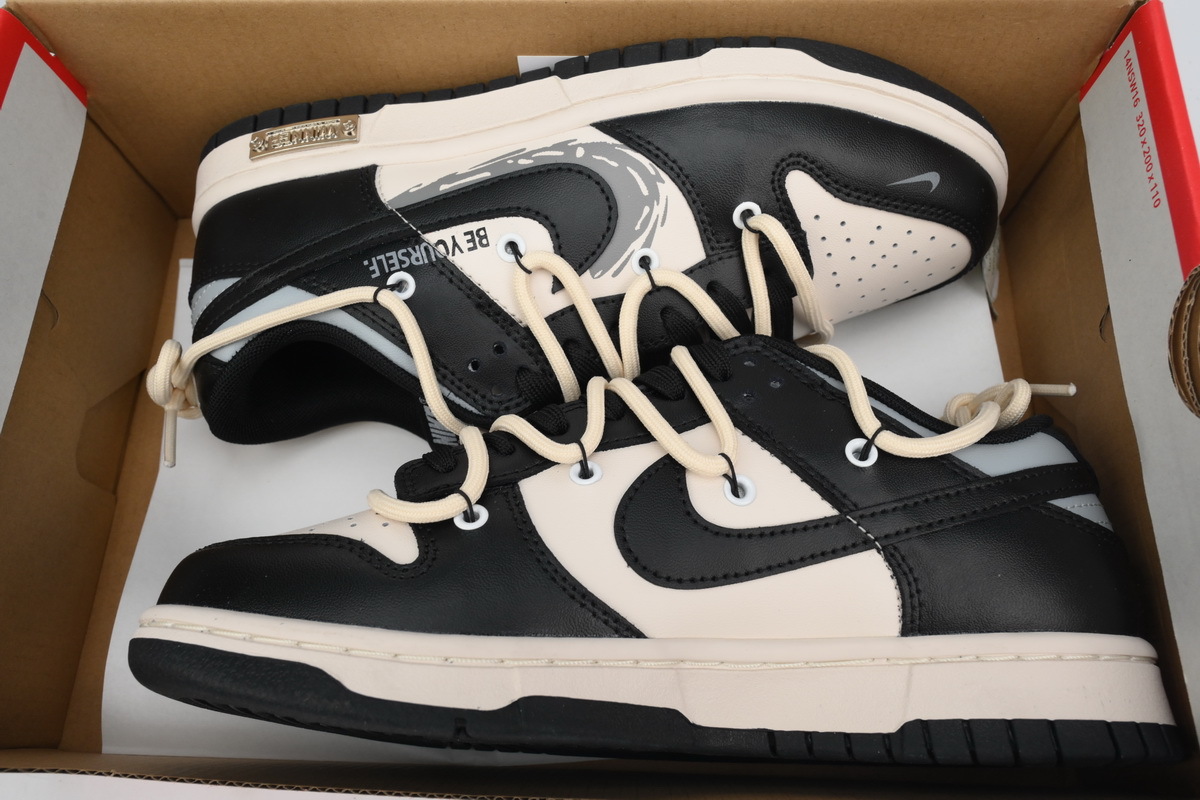 OG Dunk Low Black White DD1391-100