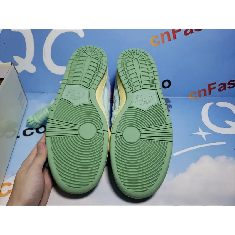 PKGoden Verdy x Dunk Low SB Visty FN6040-400