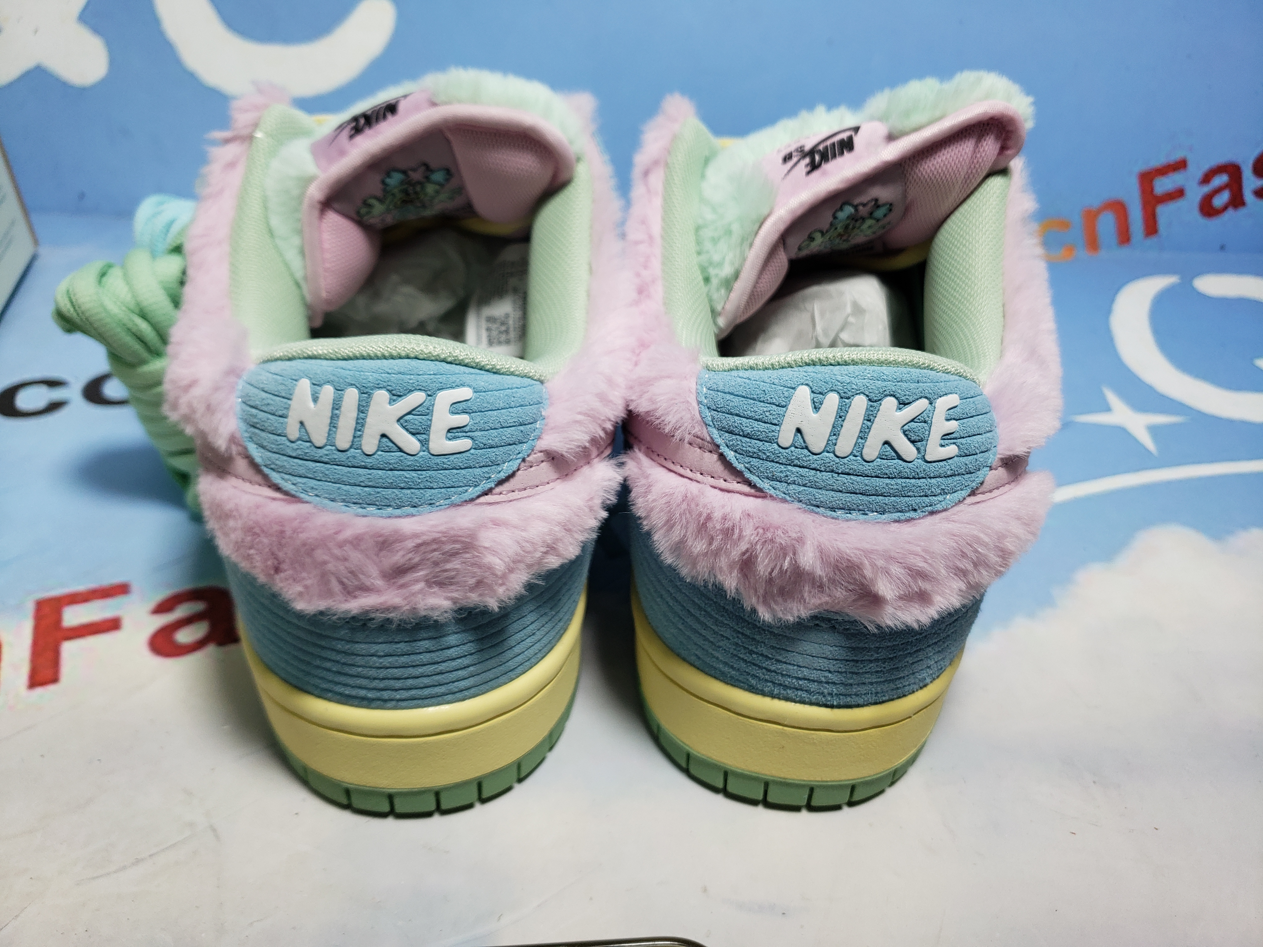 PKGoden Verdy x Dunk Low SB Visty FN6040-400