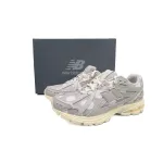 OG NEW BALANCE Khaki M1906RPA