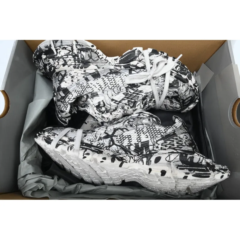 PKGoden Balenciaga 10th Black and White 734734 W2RG3 9010