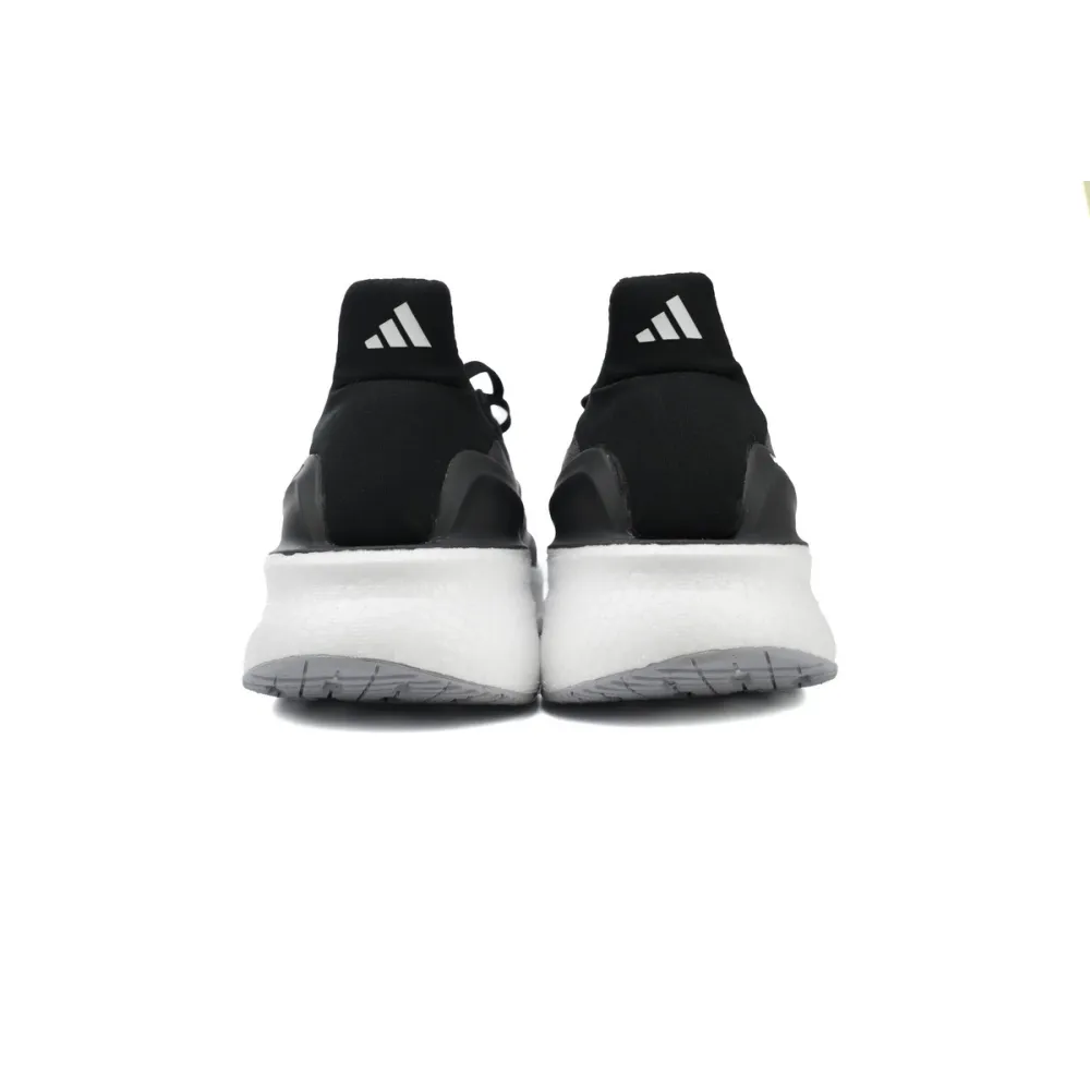 Ultraboost 5X Black White Carbon IH3110