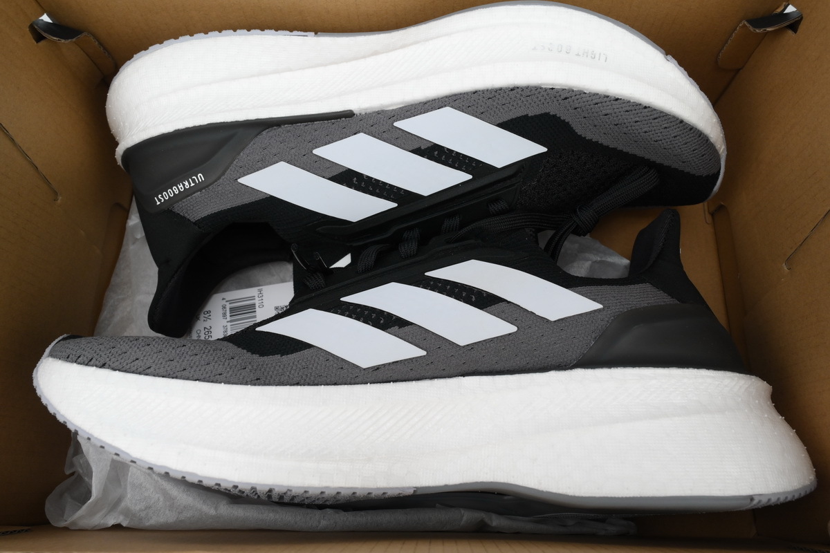 Ultraboost 5X Black White Carbon IH3110