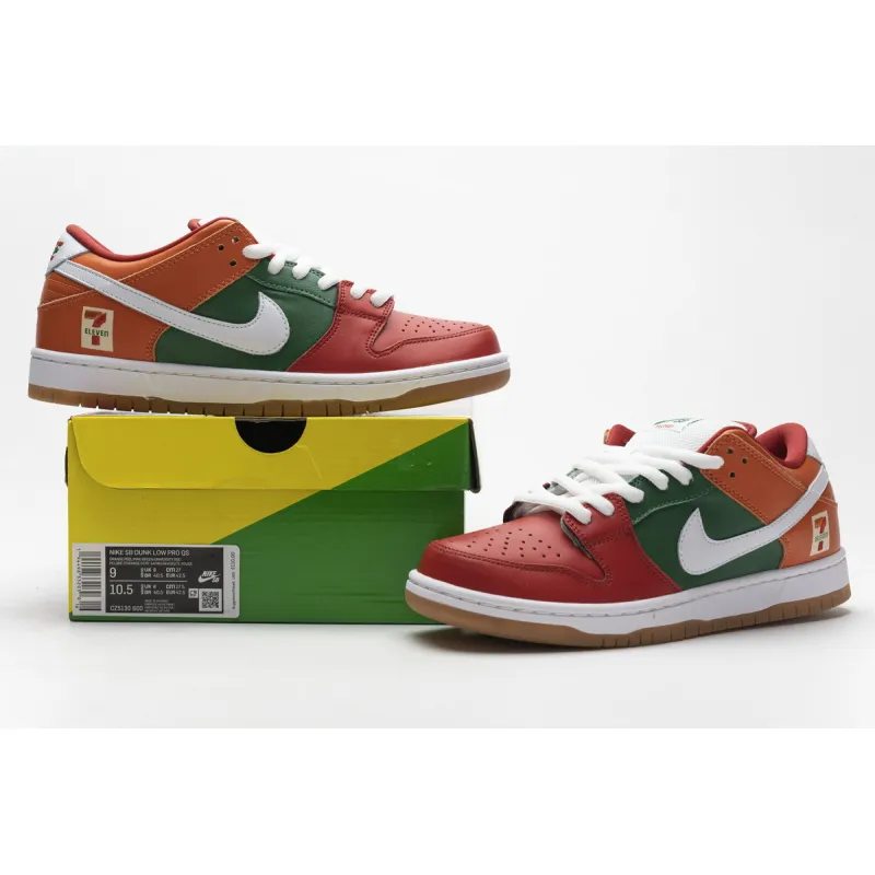 OG SB Dunk Low 7 Eleven