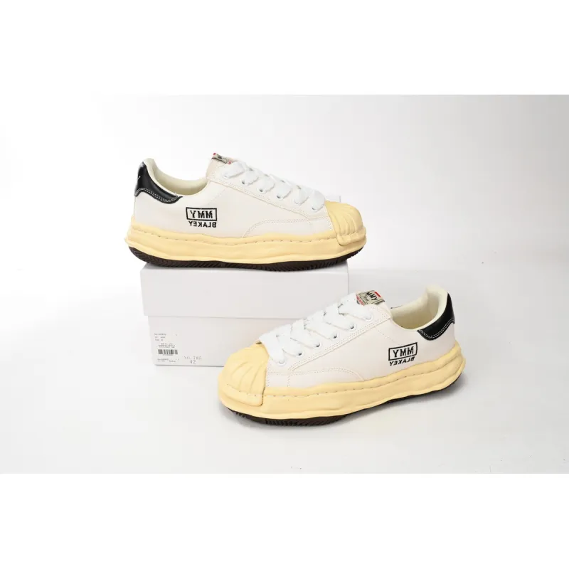 OG MIHARA YASUHIRO White And White Yellow Black Background NO.785