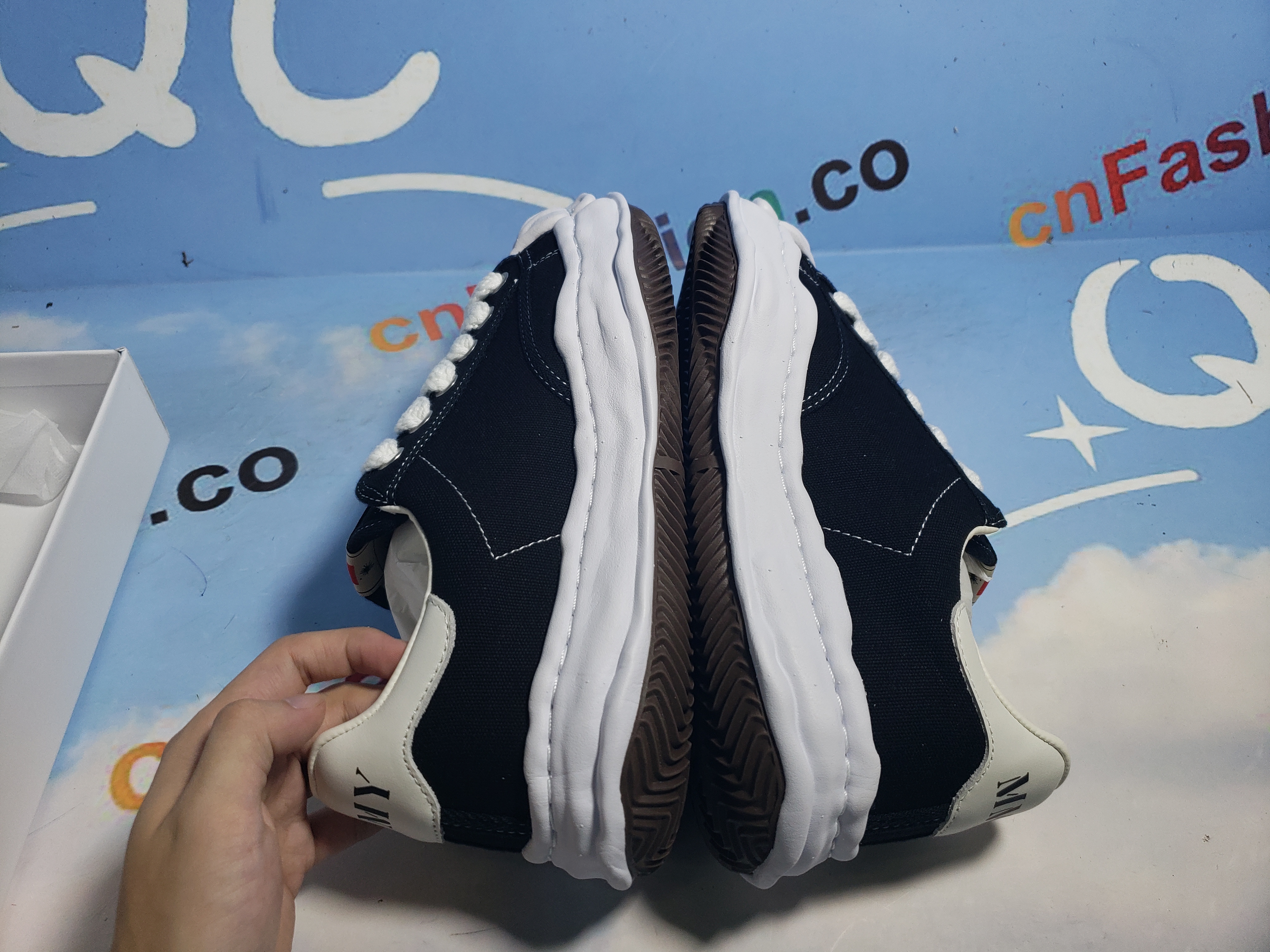 OG MIHARA YASUHIRO Black And White NO.703