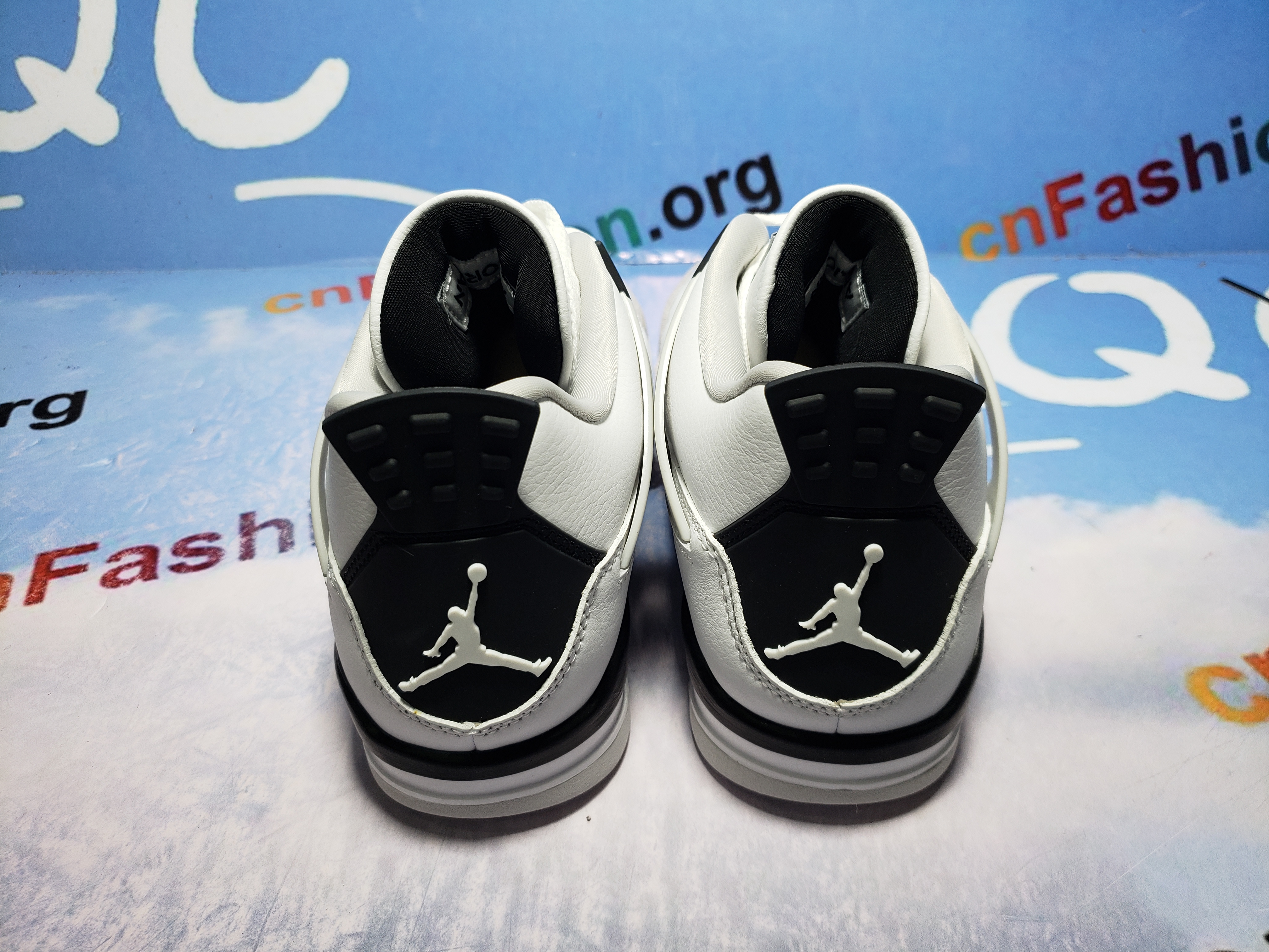 【Limited discount 50$】 Jordan 4 Retro Military Black， DH6927-111