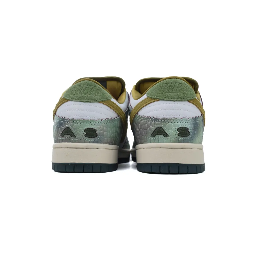 PKGoden Alexis Sablone x Dunk Low SB Chameleon HJ3386-300 