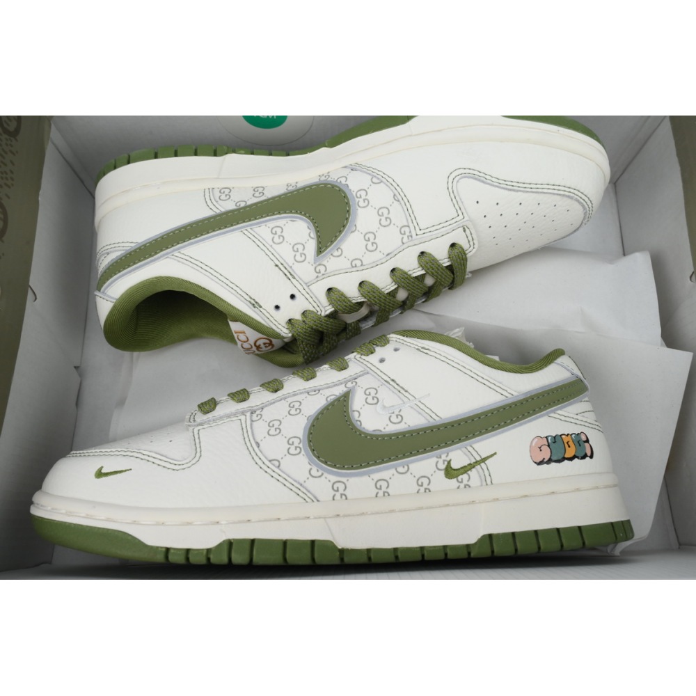 OG Dunk Low KK1888-006