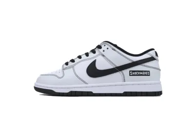 POP Dunk Low Line Panda DD1391-100 01