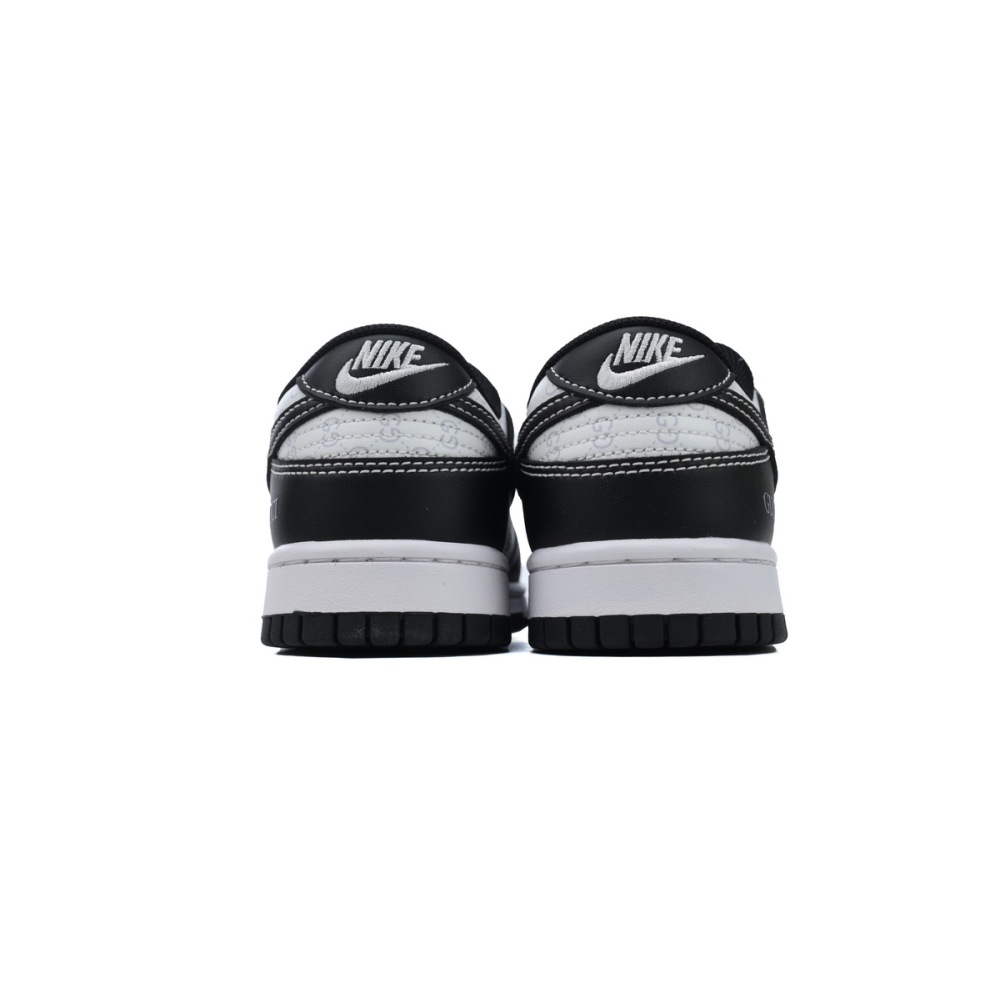 OG Dunk Low SF1588-136 