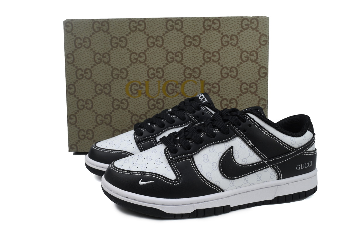  GET Dunk Low SF1588-136 