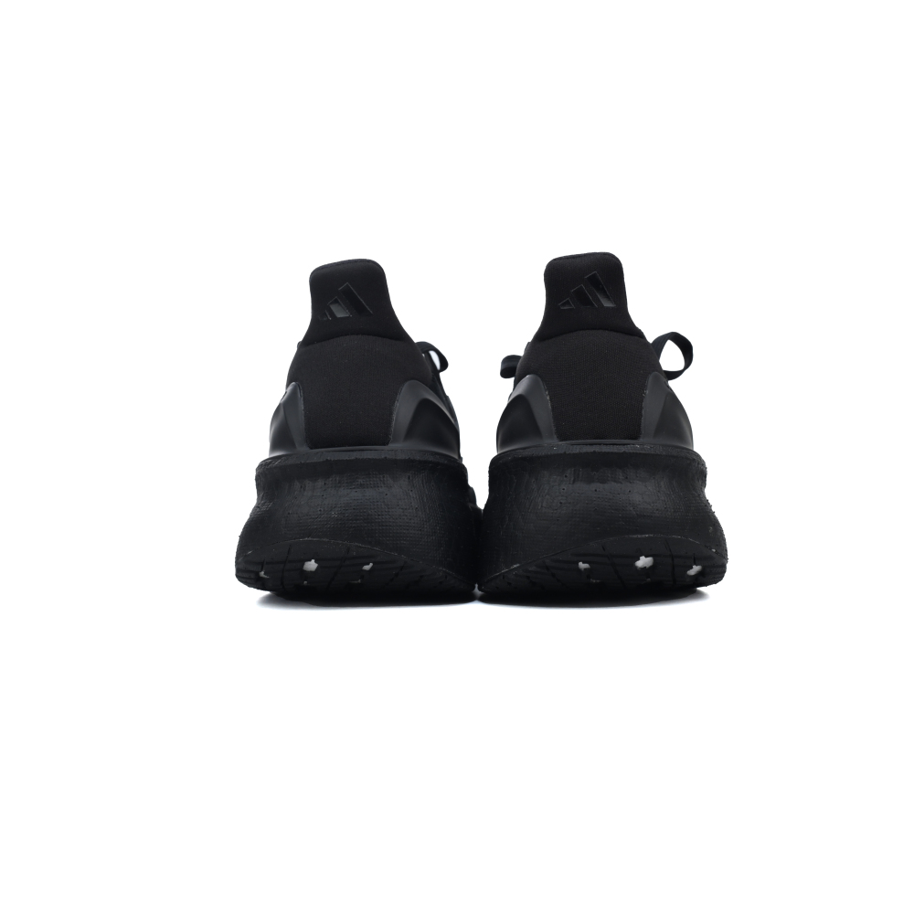 UltraBoost 5 Triple Black ID8812