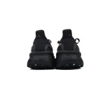 UltraBoost 5 Triple Black ID8812