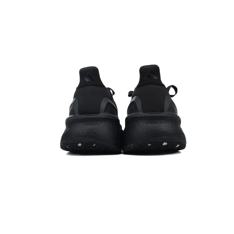 UltraBoost 5 Triple Black ID8812