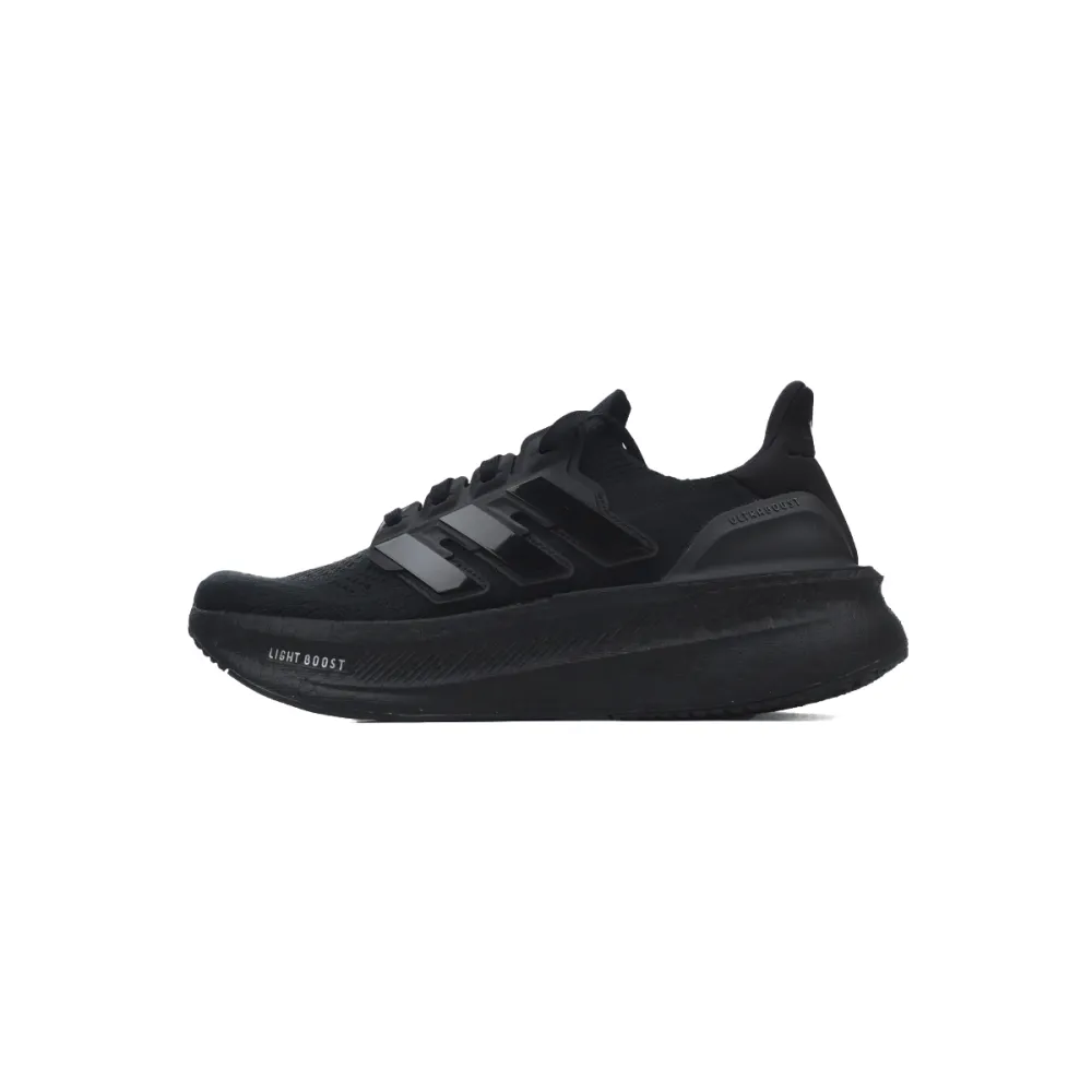 UltraBoost 5 Triple Black ID8812