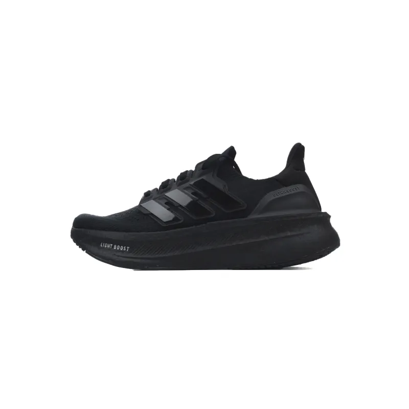 UltraBoost 5 Triple Black ID8812