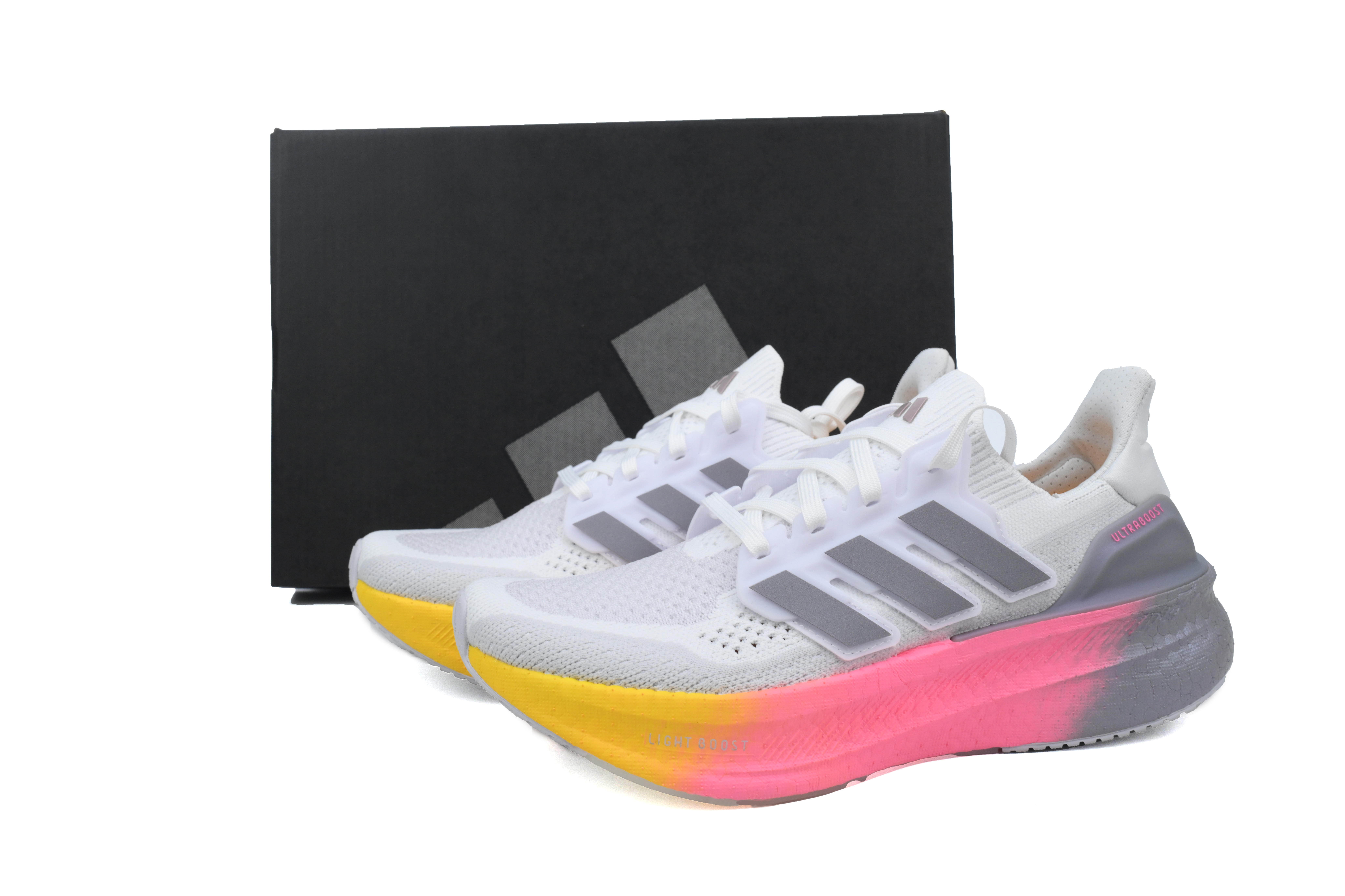 UltraBoost 5 White Lucid Pink ID8810