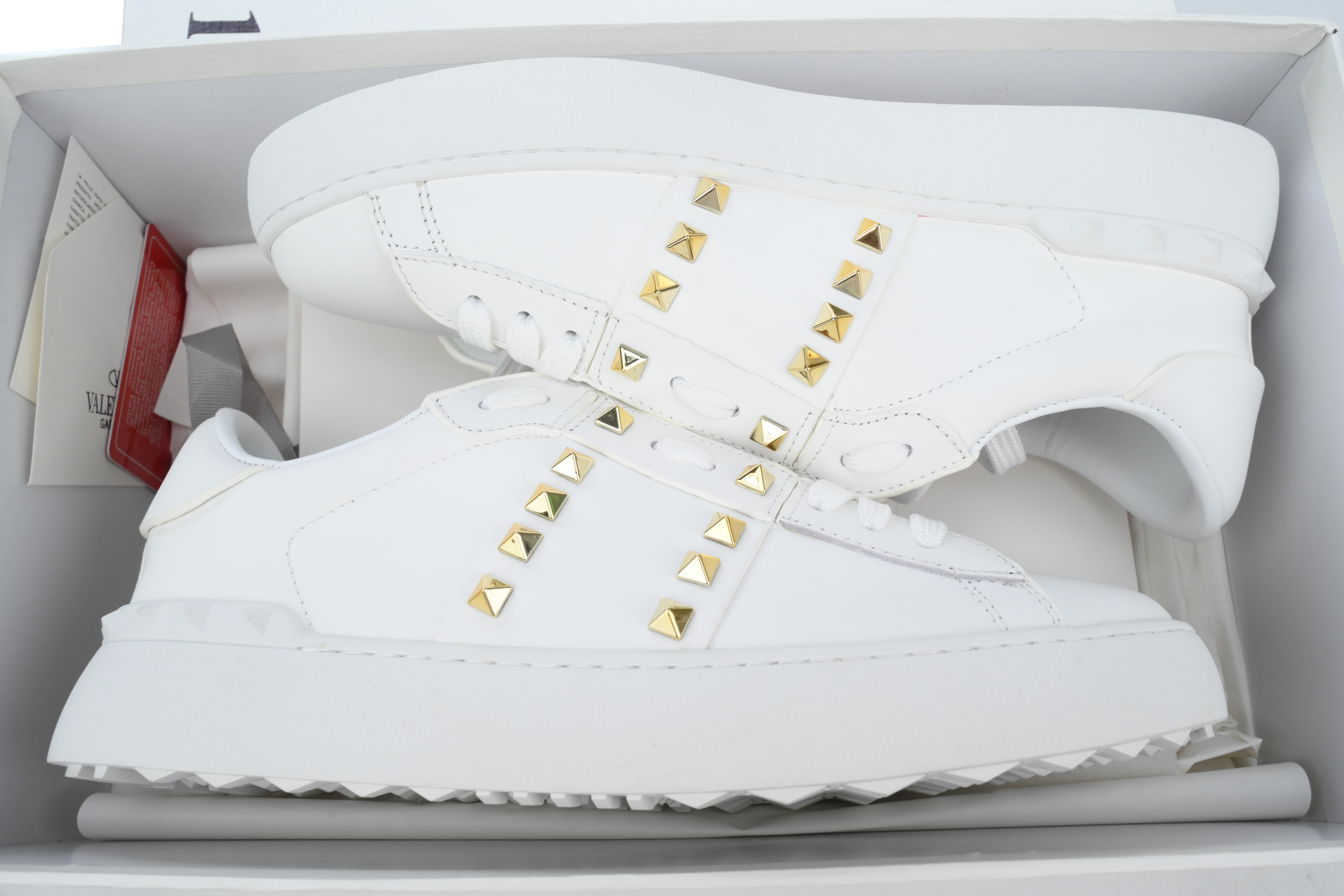Valentino Rockstud White gold