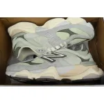 New Balance 9060 Olivine U9060EEC