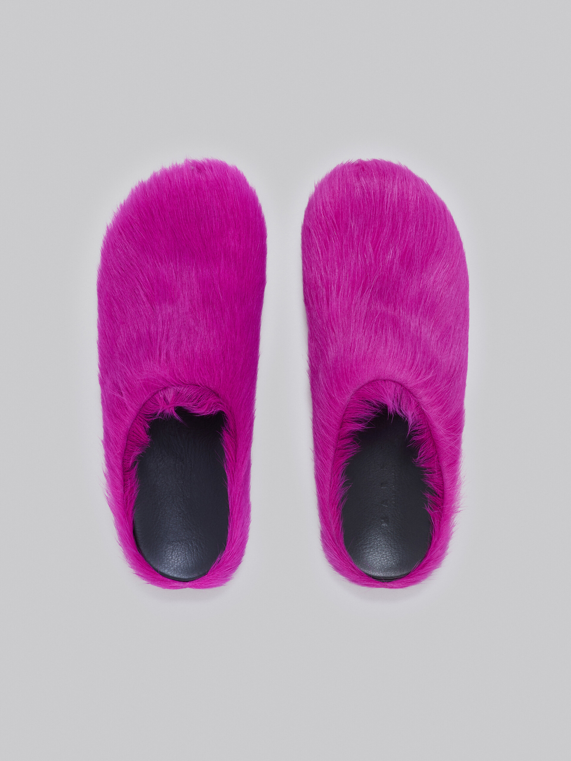 Perfectkicks Fuchsia long-hair calfskin Fussbett sabot Marni Slides