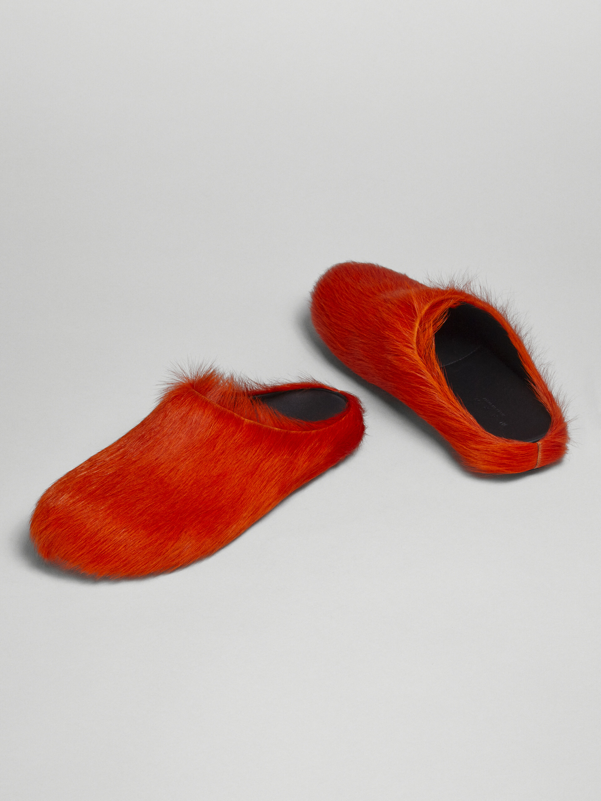 PKGoden Orange long hair calfskin Fussbett sabot Marni Slides