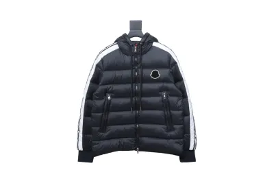 Moncler 2022 autumn and winter down jacket stellaire hooded down jacket color matching short jacket 01