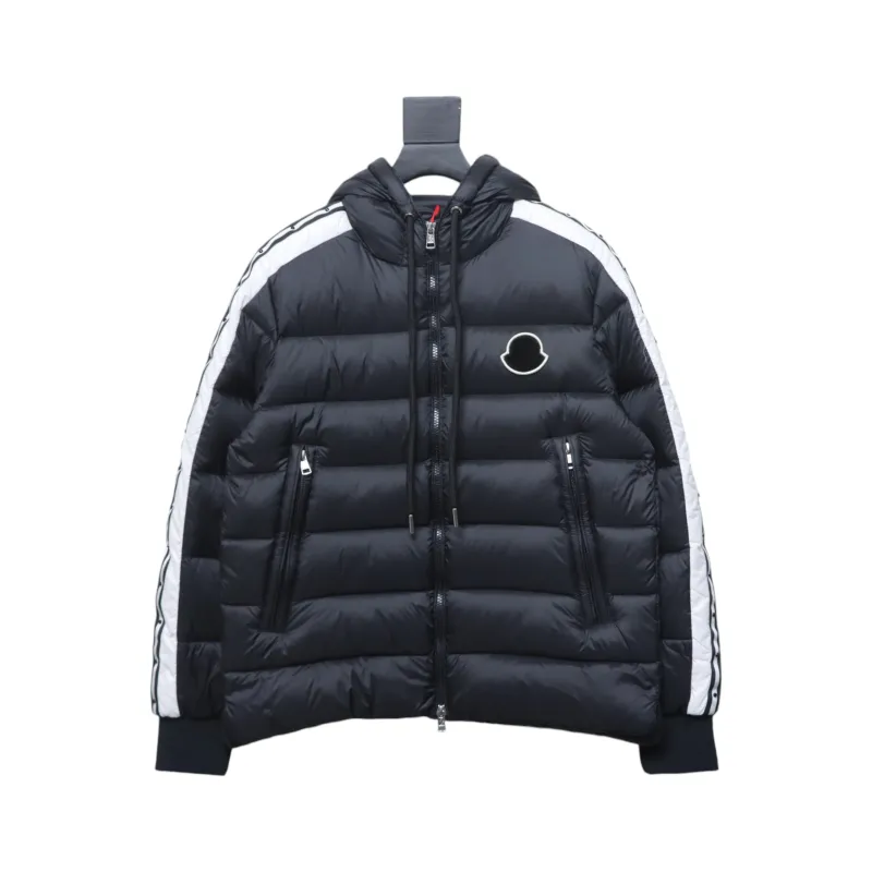 Moncler 2022 autumn and winter down jacket stellaire hooded down jacket color matching short jacket