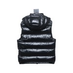 Moncler Bormes nylon lacquered pudding quilted hooded vest