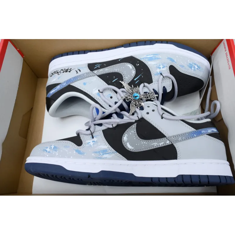 Dunk Low Cosmic stars FQ8826-100