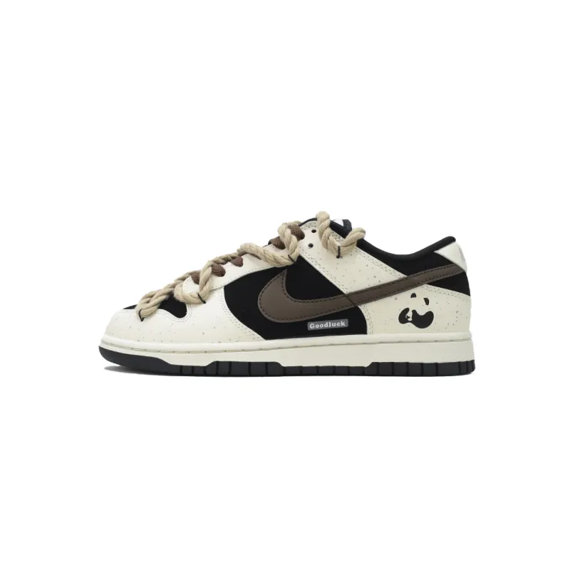 Dunk Low Mocha Panda DD1391-100