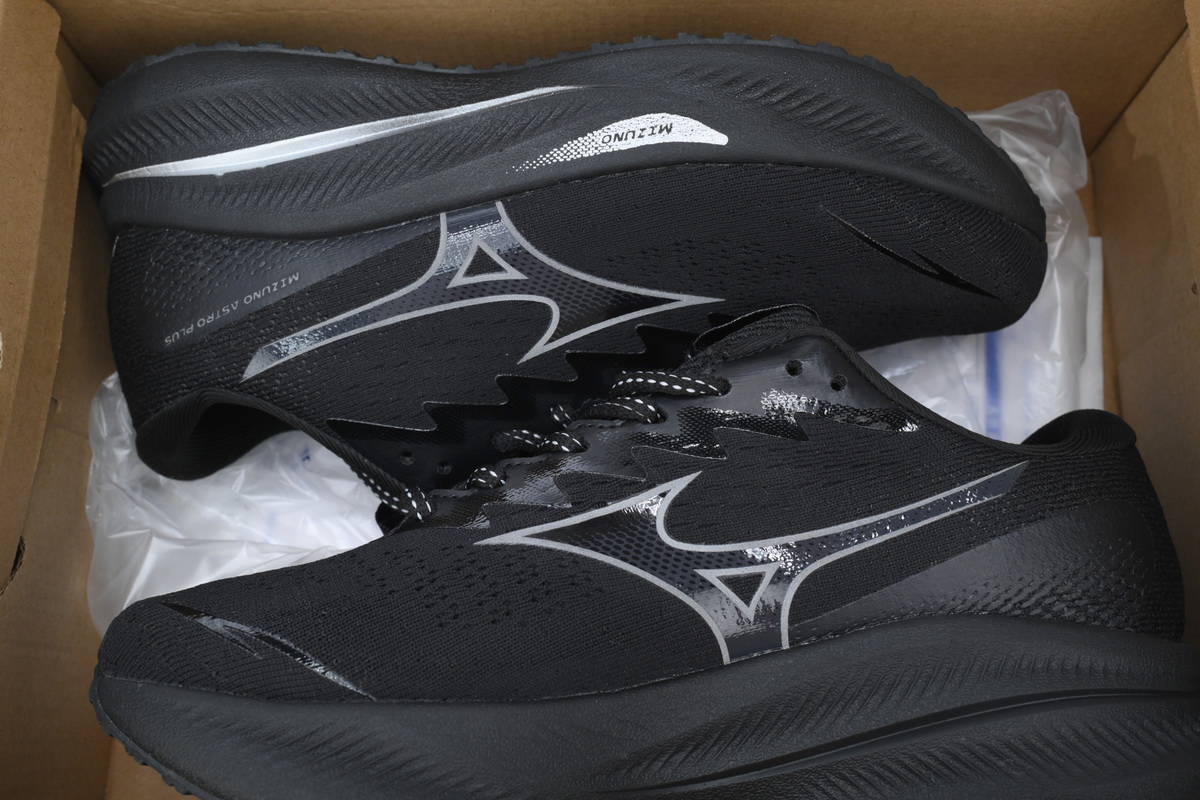 Mizuno Astro Plus Black D1GH240101 