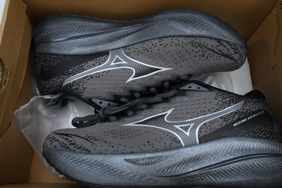 Mizuno Astro Plus Dark Gray Black D1GH240107 