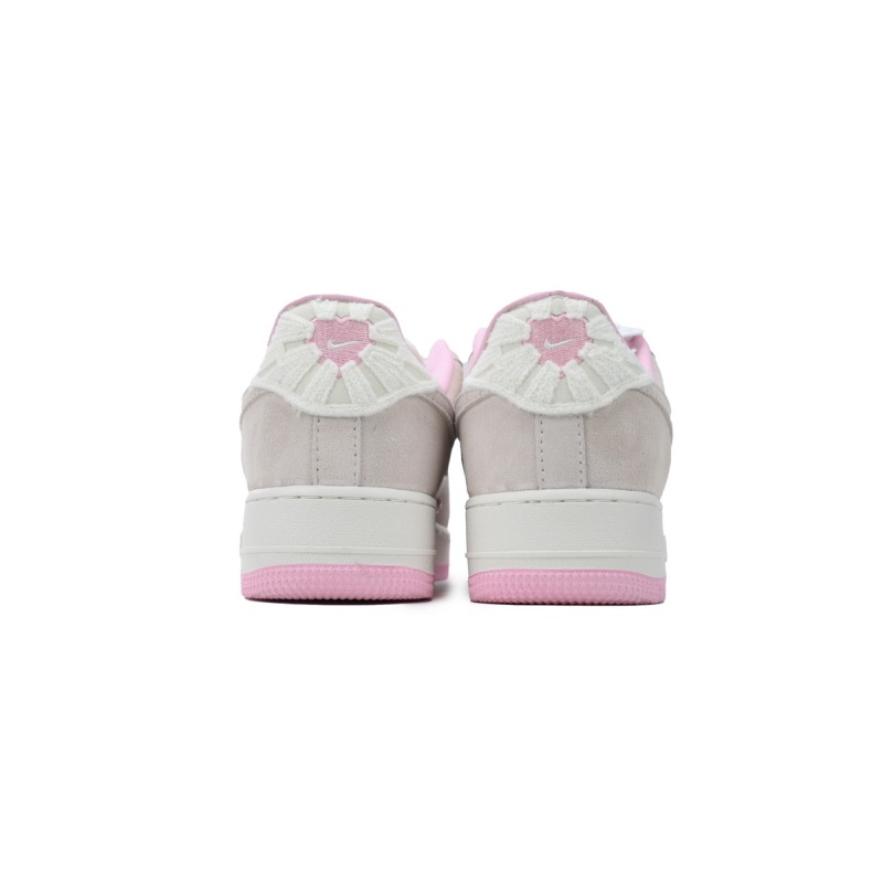 Air Force 1 Low Valentine's Day 2025 HV5992-111