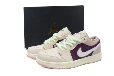 POP Air Jordan 1 Low SE GS Fur Swoosh FZ3928-200  02