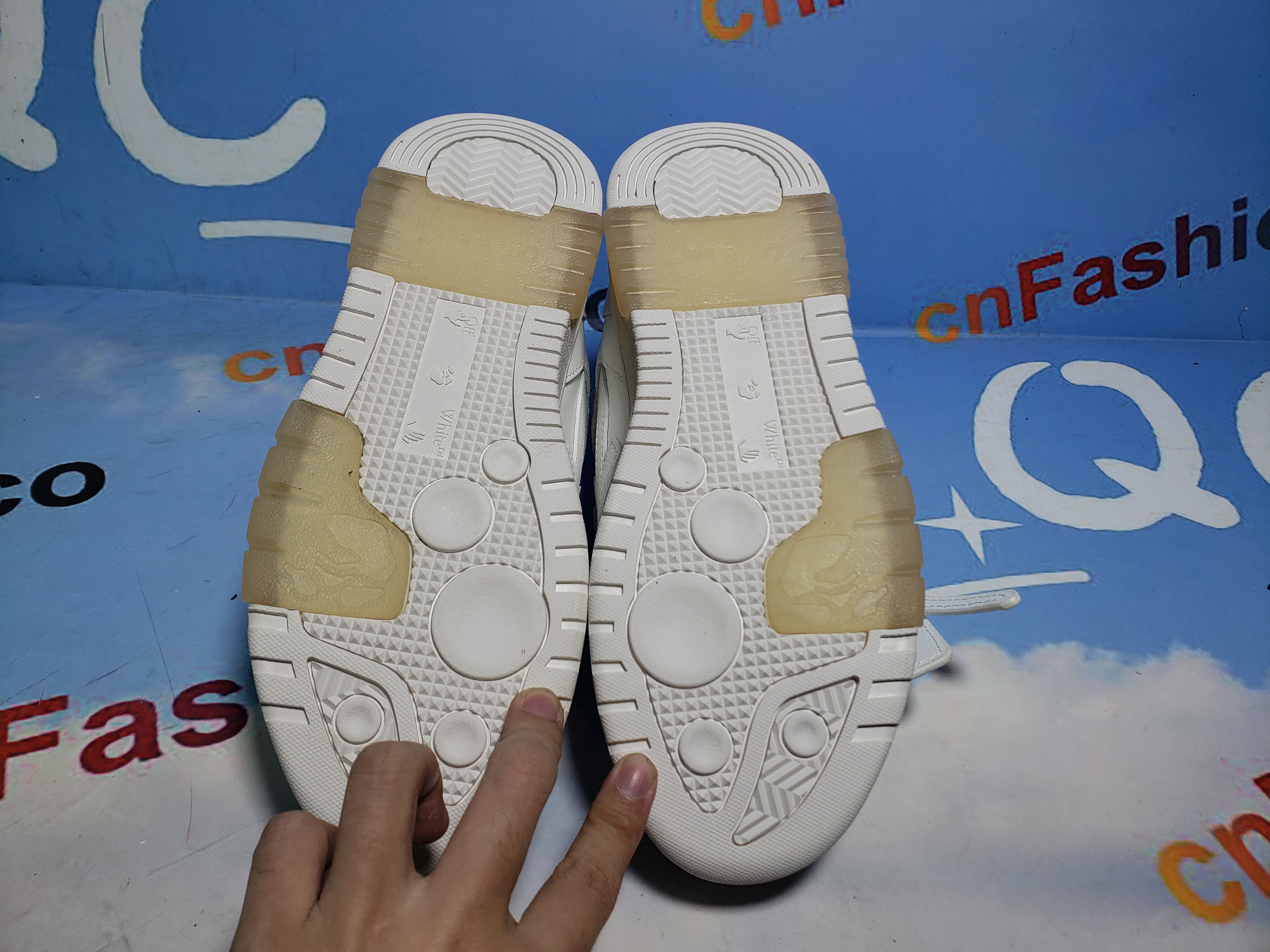 PKGoden OFF-WHITE Out Of Office White,OMIA189 C99LEA00 10100