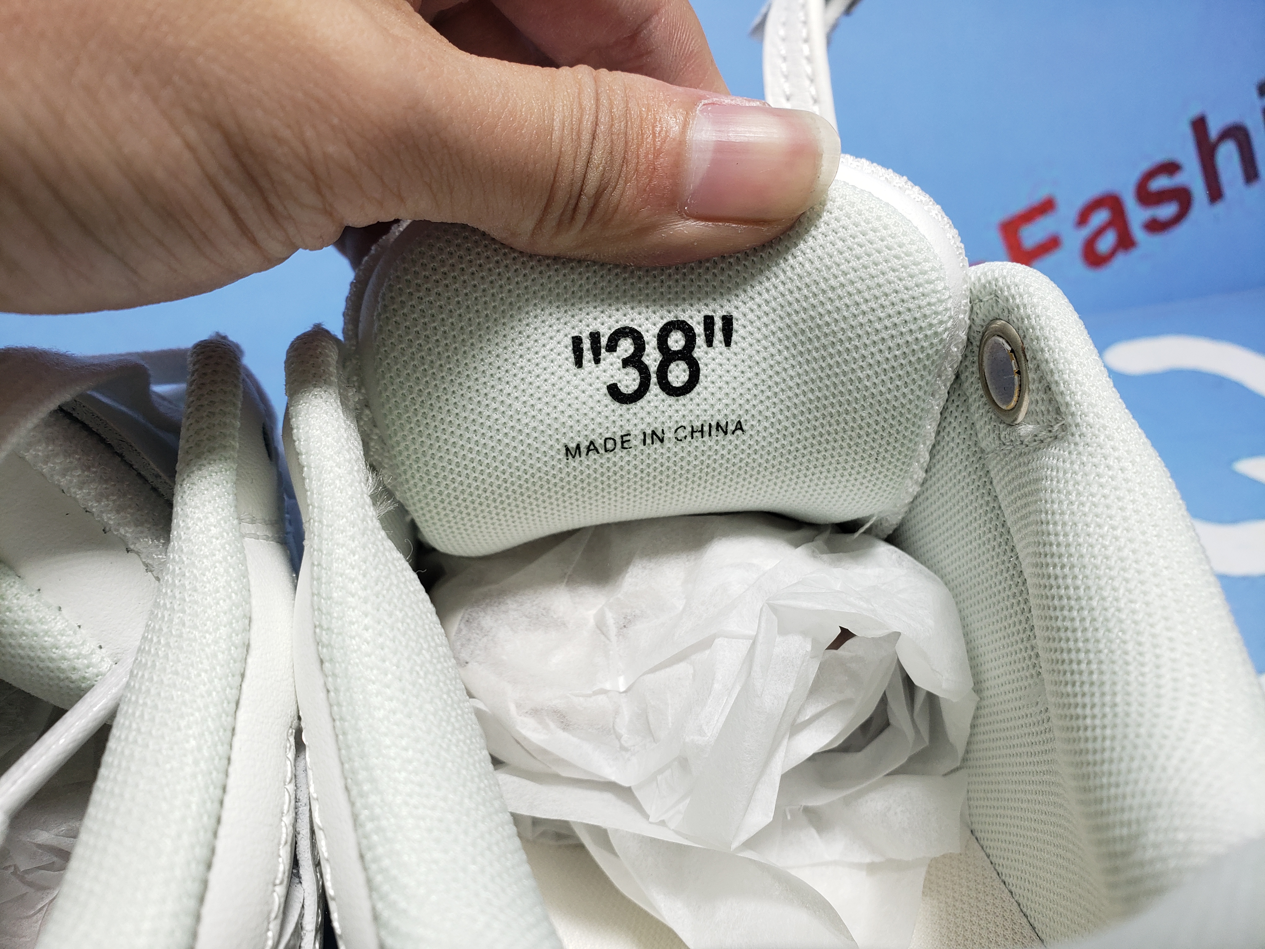 PKGoden OFF-WHITE Out Of Office White,OMIA189 C99LEA00 10100