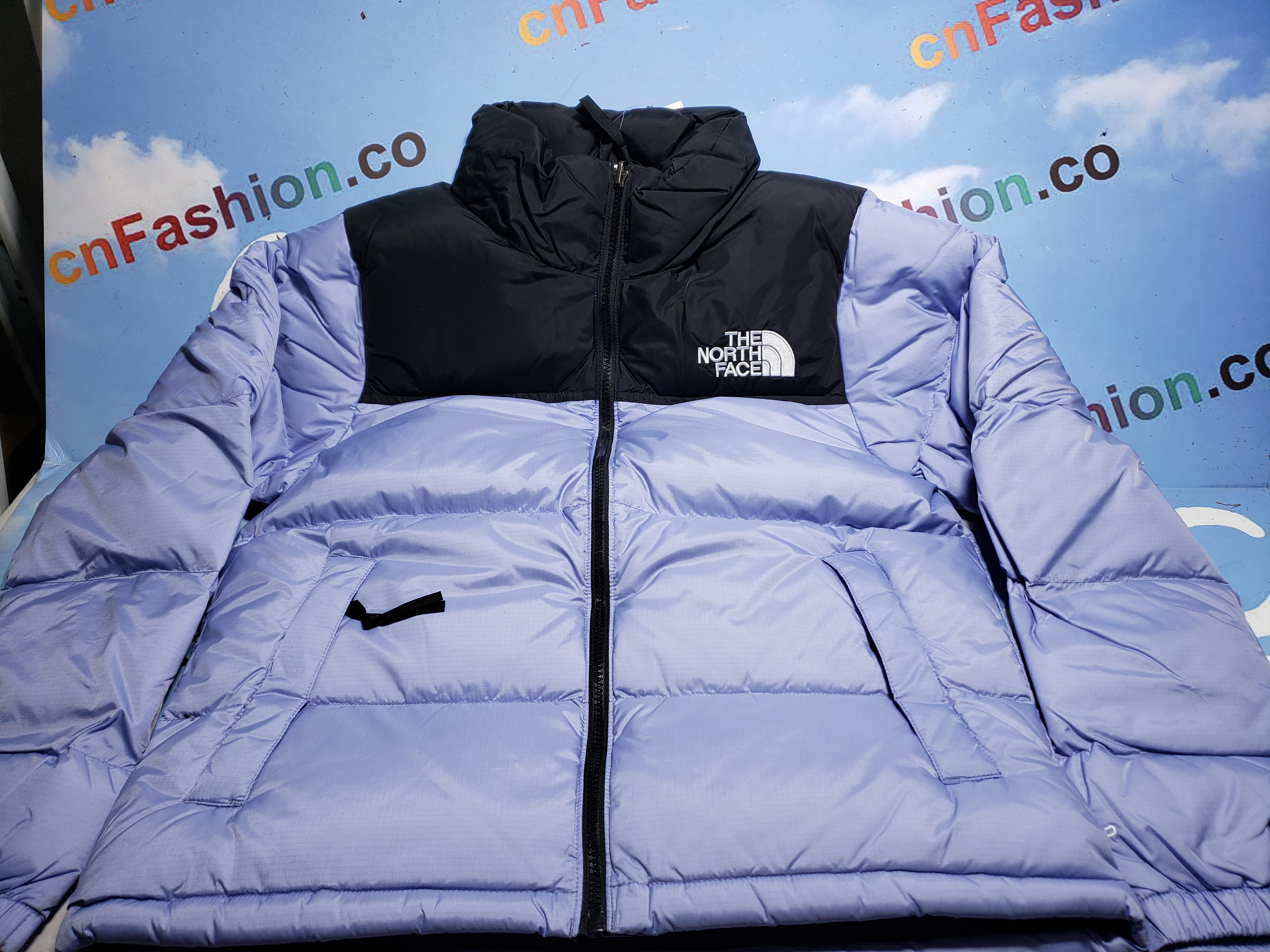 The North Face Splicing White And Lavender Color