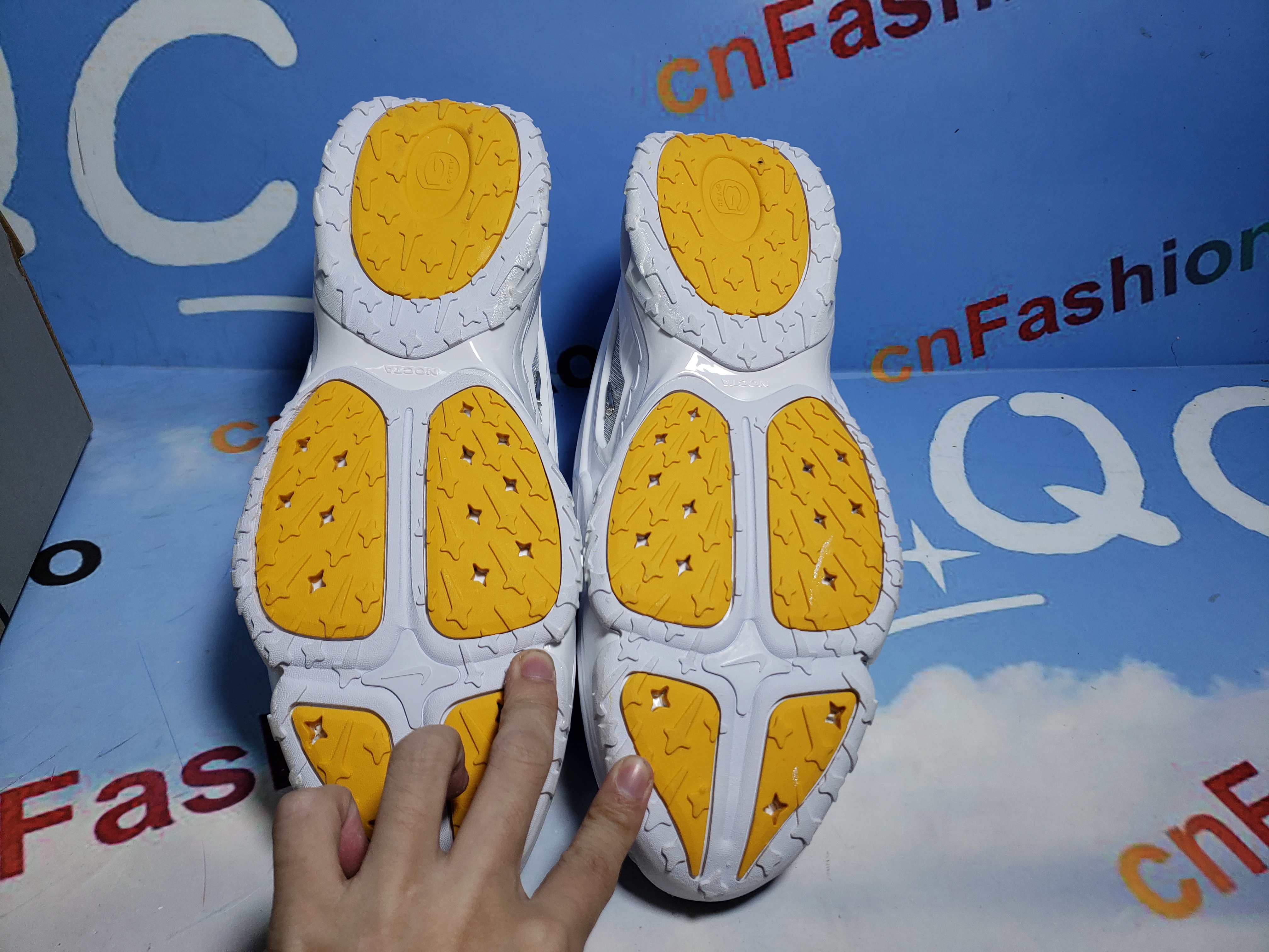 PKGoden Hot Step 2 Drake NOCTA White