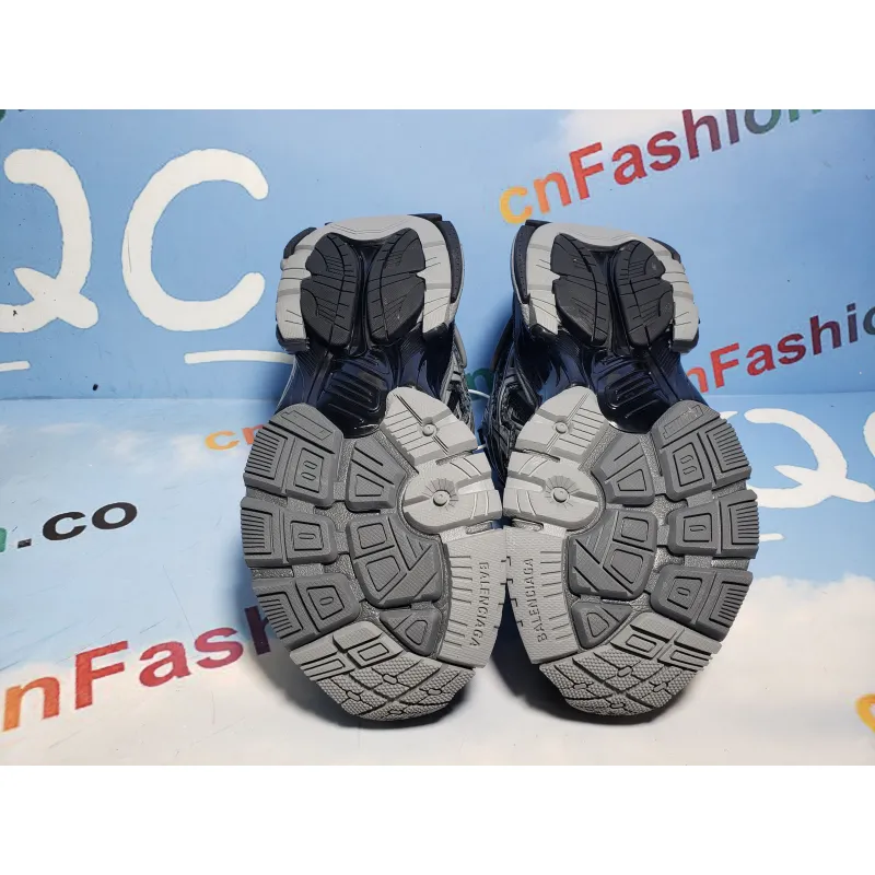 PKGoden Balenciaga 7th Runner All Black Gray 677402 W3RB2 1515