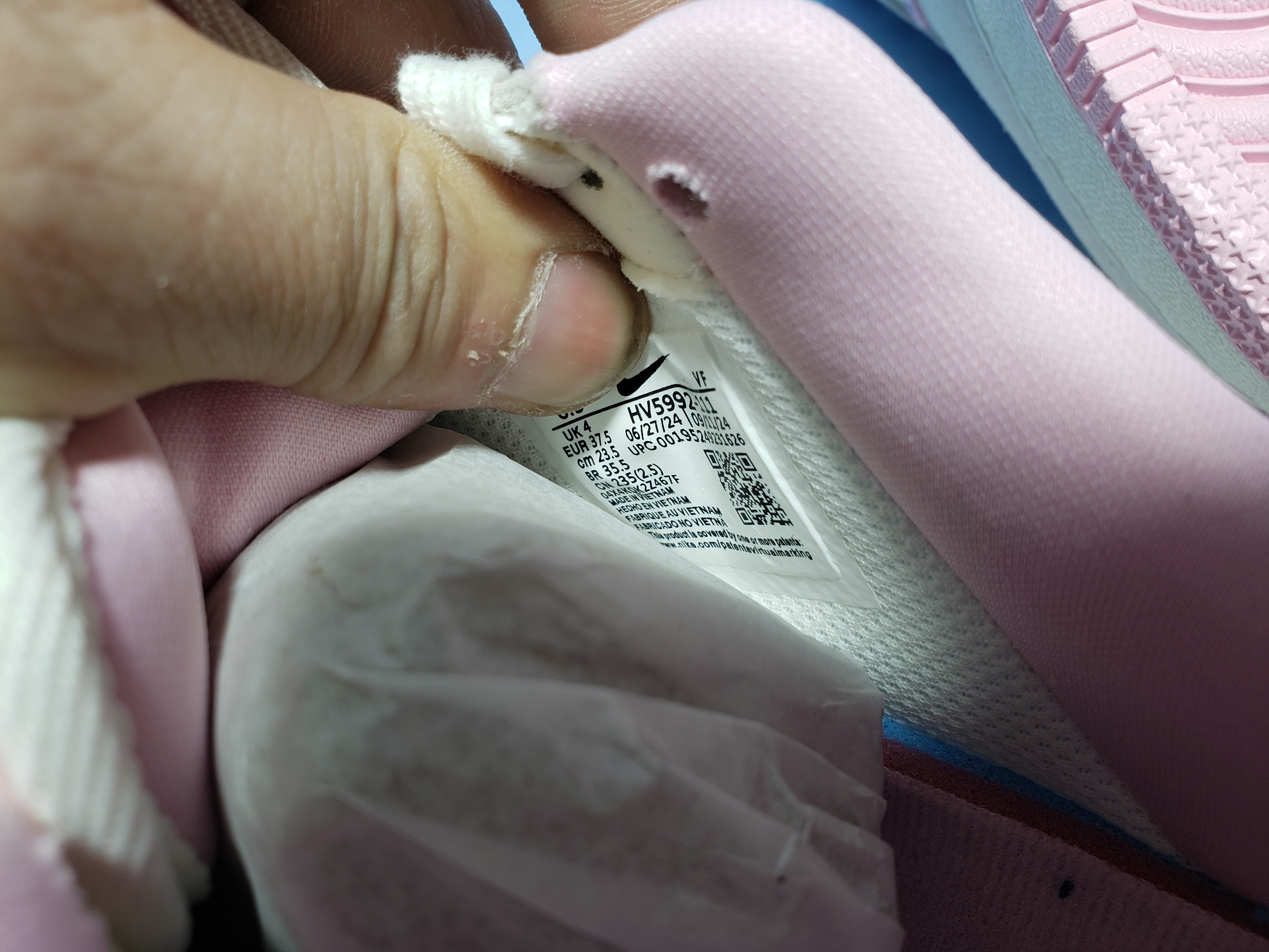 PKGoden Air Force 1 Low Valentine's Day 2025 HV5992-111