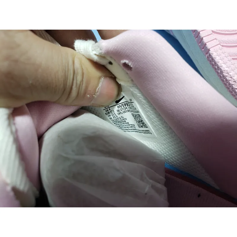 PKGoden Air Force 1 Low Valentine's Day 2025 HV5992-111