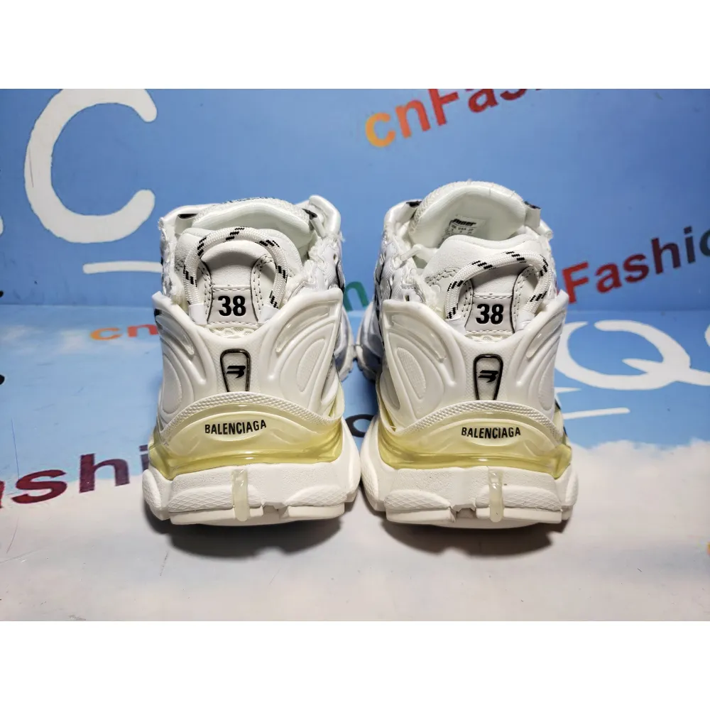 PKGoden Balenciaga 7th Runner White And Black Characters 677402 W3RBQ 9010