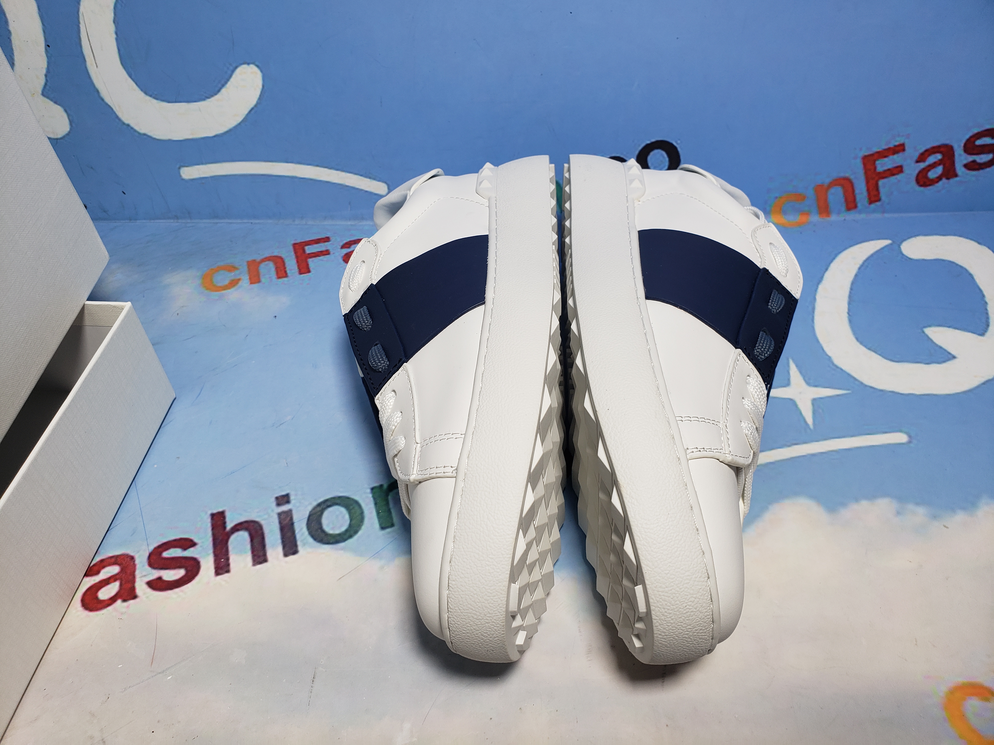 Valentino Rockstud White Blue