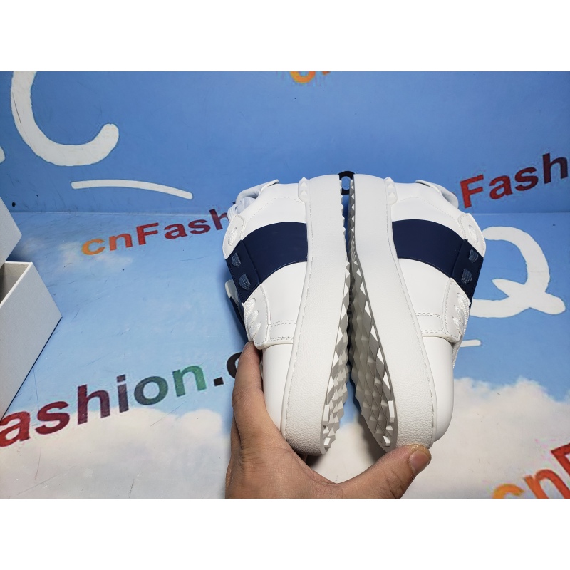 Valentino Rockstud White Blue