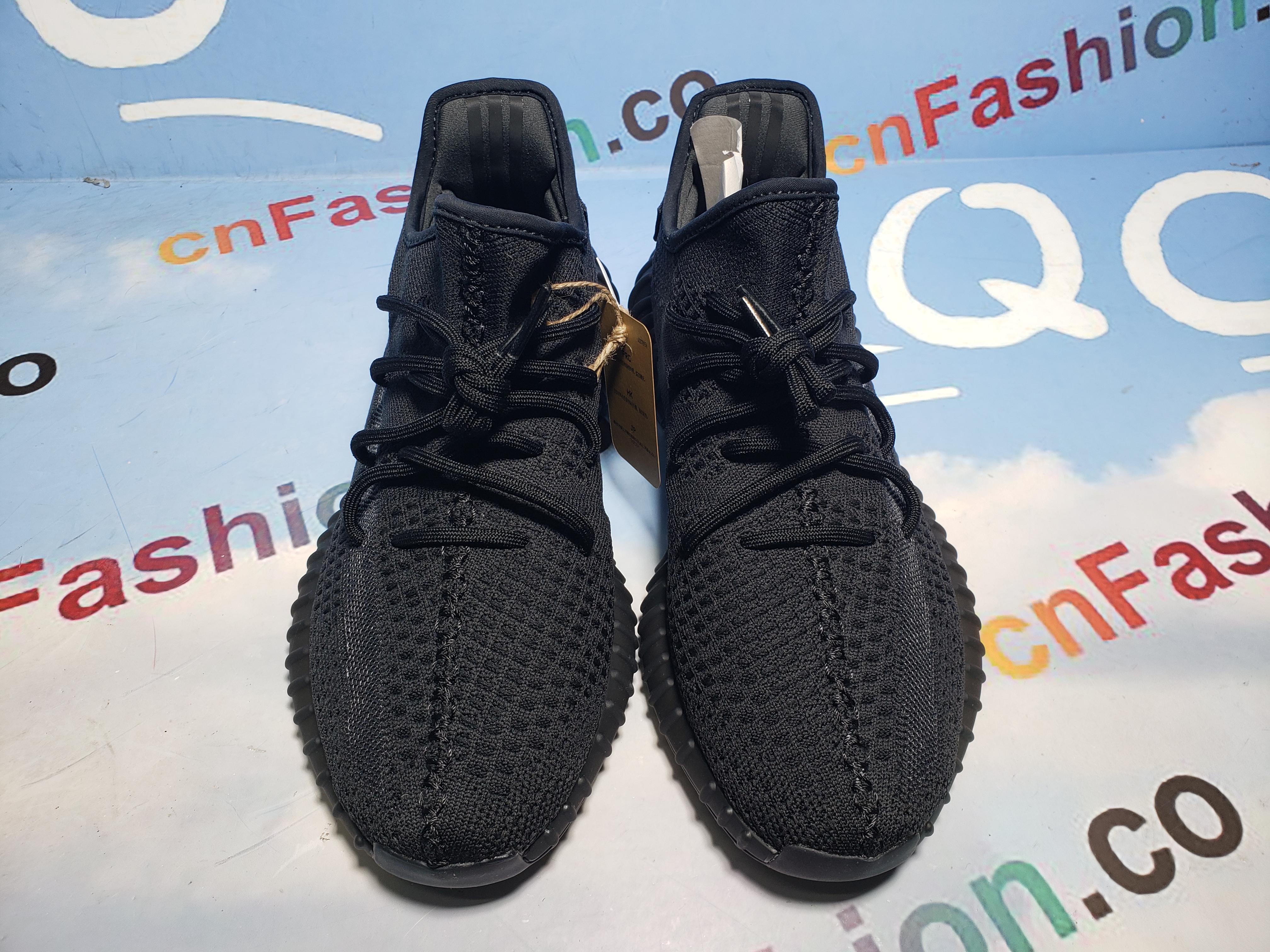 OG Yeezy Boost 350 V2 Onyx HQ4540
