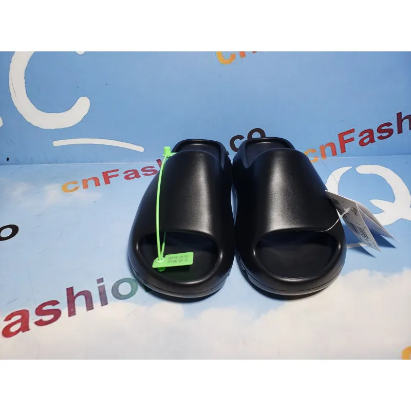 OG Yeezy Slide Black,FX0495